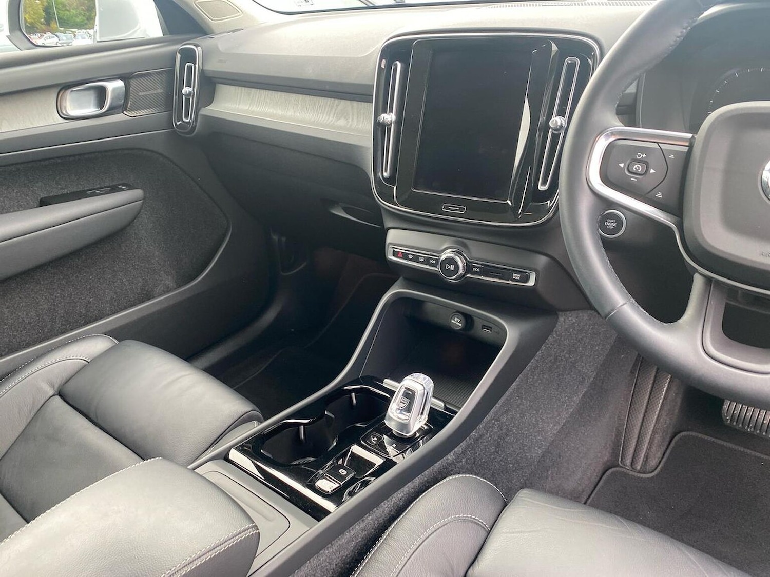 Used Volvo XC40 2022 for sale - 76490823: Photo 13