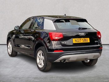 Used Audi Q2 2017 for sale - 76070220: Photo 2