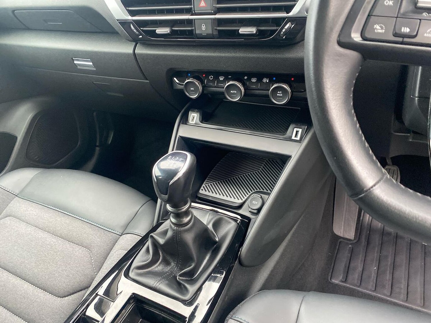 Used Citroen C4 2021 for sale - 76637663: Photo 13