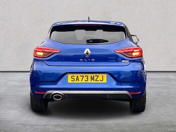 Used Renault Clio 2023 for sale - 76352486: Photo