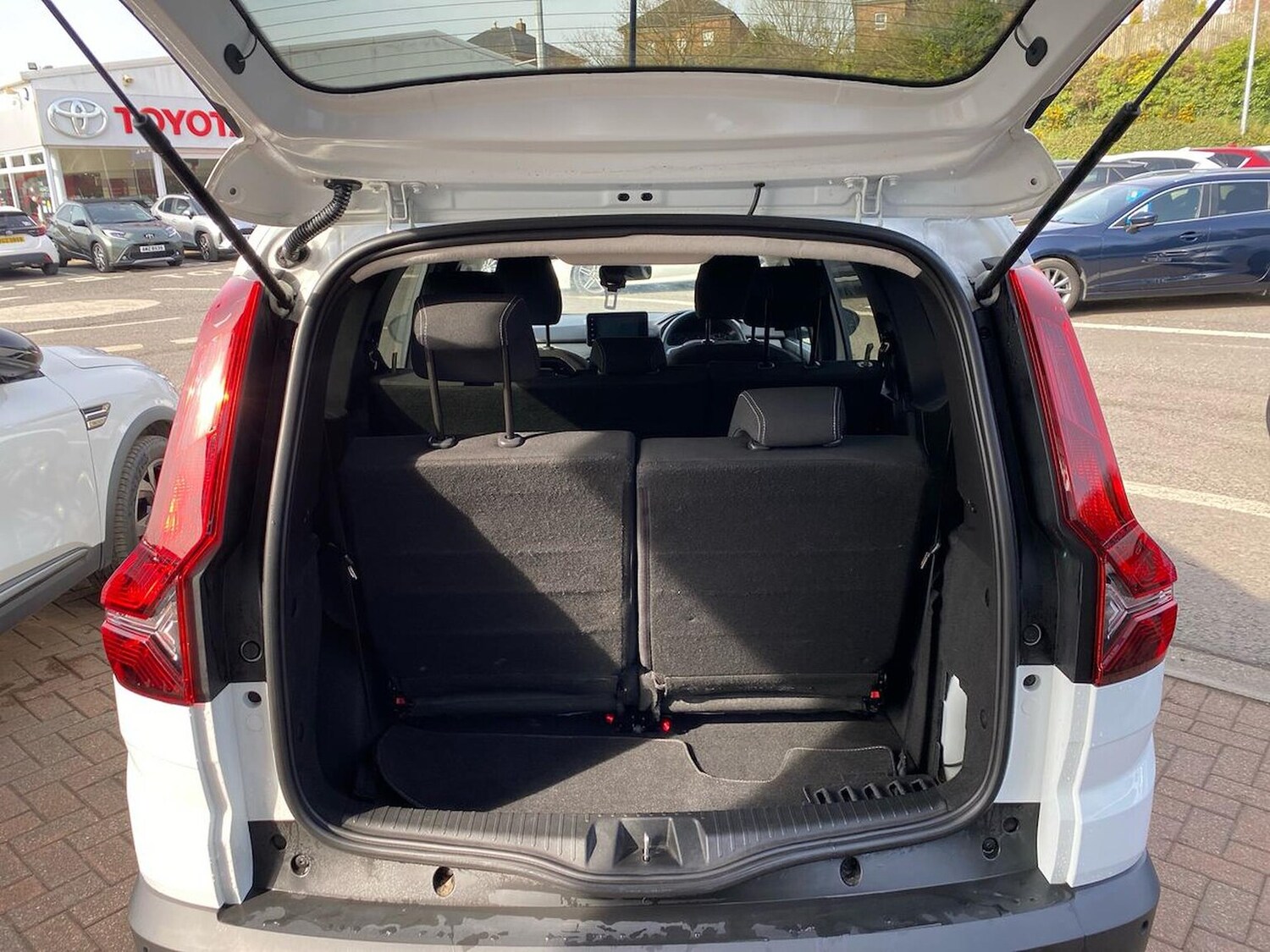 Used Dacia Jogger 2023 for sale - 78195544: Photo 19