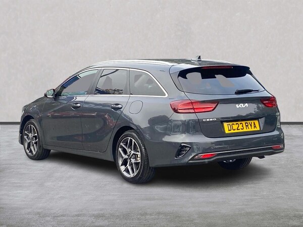 Used Kia Ceed 2023 for sale - 76107099: Photo 2