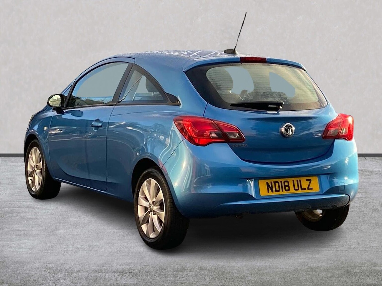 Used Vauxhall Corsa 2018 for sale - 76719302: Photo 2