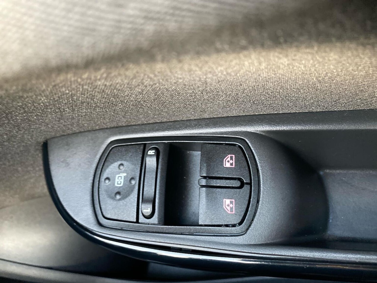 Used Vauxhall Corsa 2018 for sale - 76719302: Photo 21