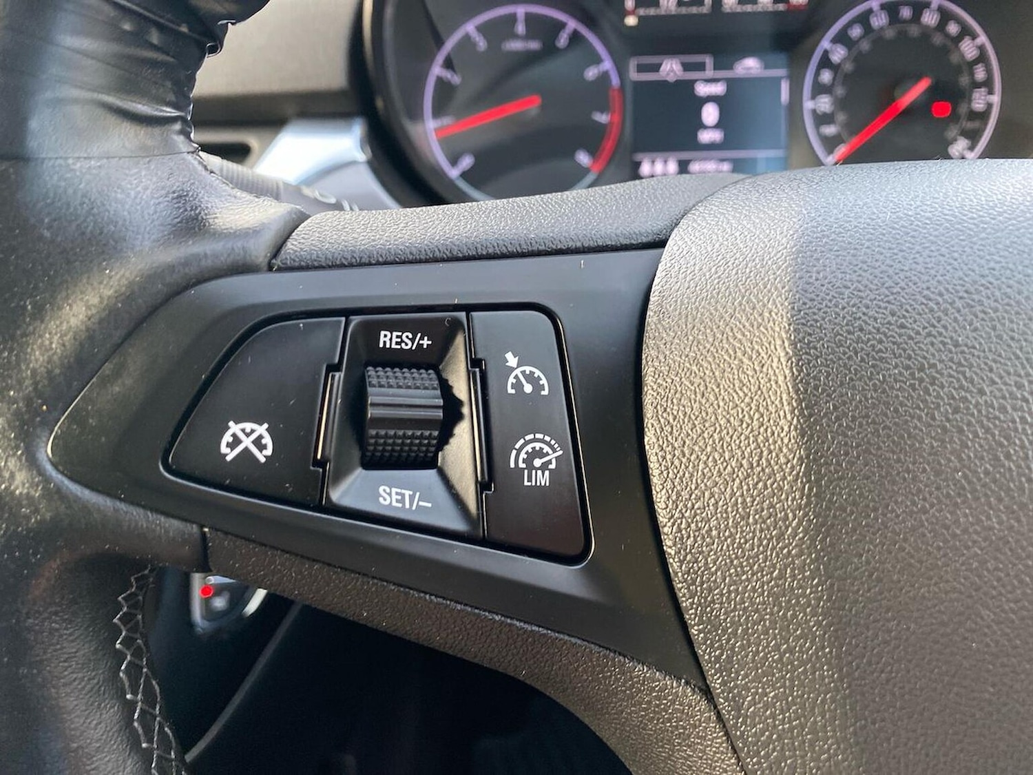 Used Vauxhall Corsa 2018 for sale - 76719302: Photo 24