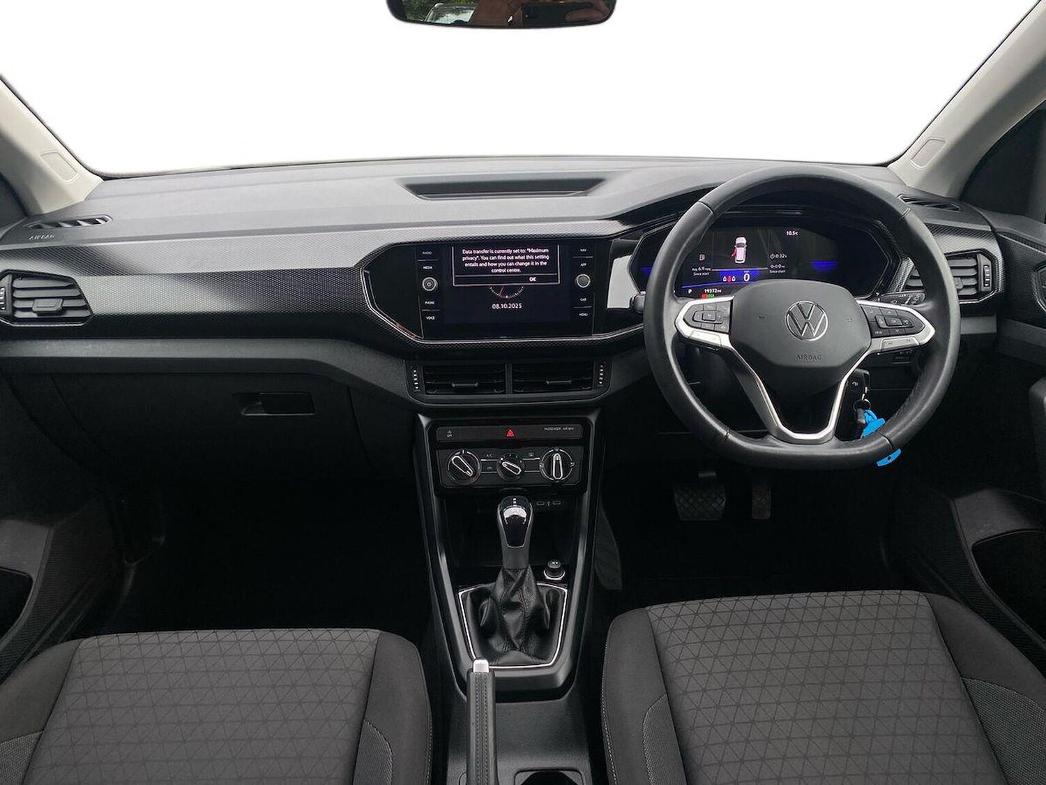 Used Volkswagen T-Cross 2023 for sale - 76107106: Photo 8