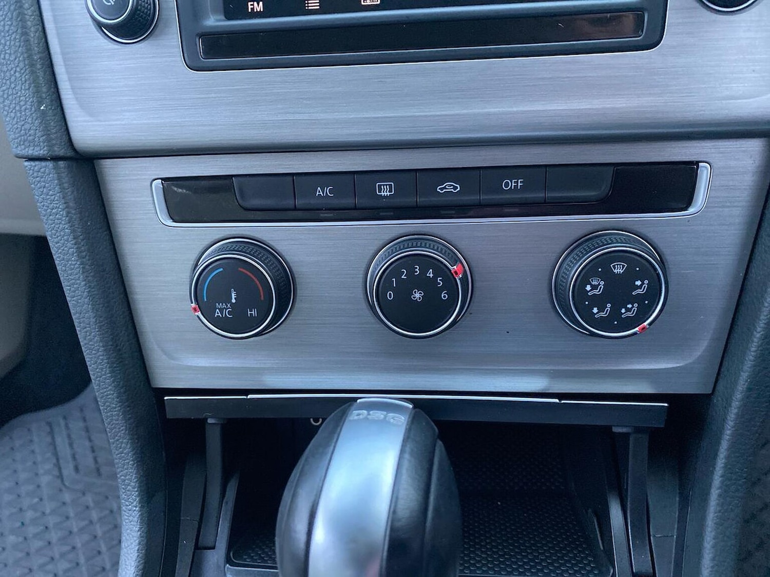 Used Volkswagen Golf 2015 for sale - 76864029: Photo 12