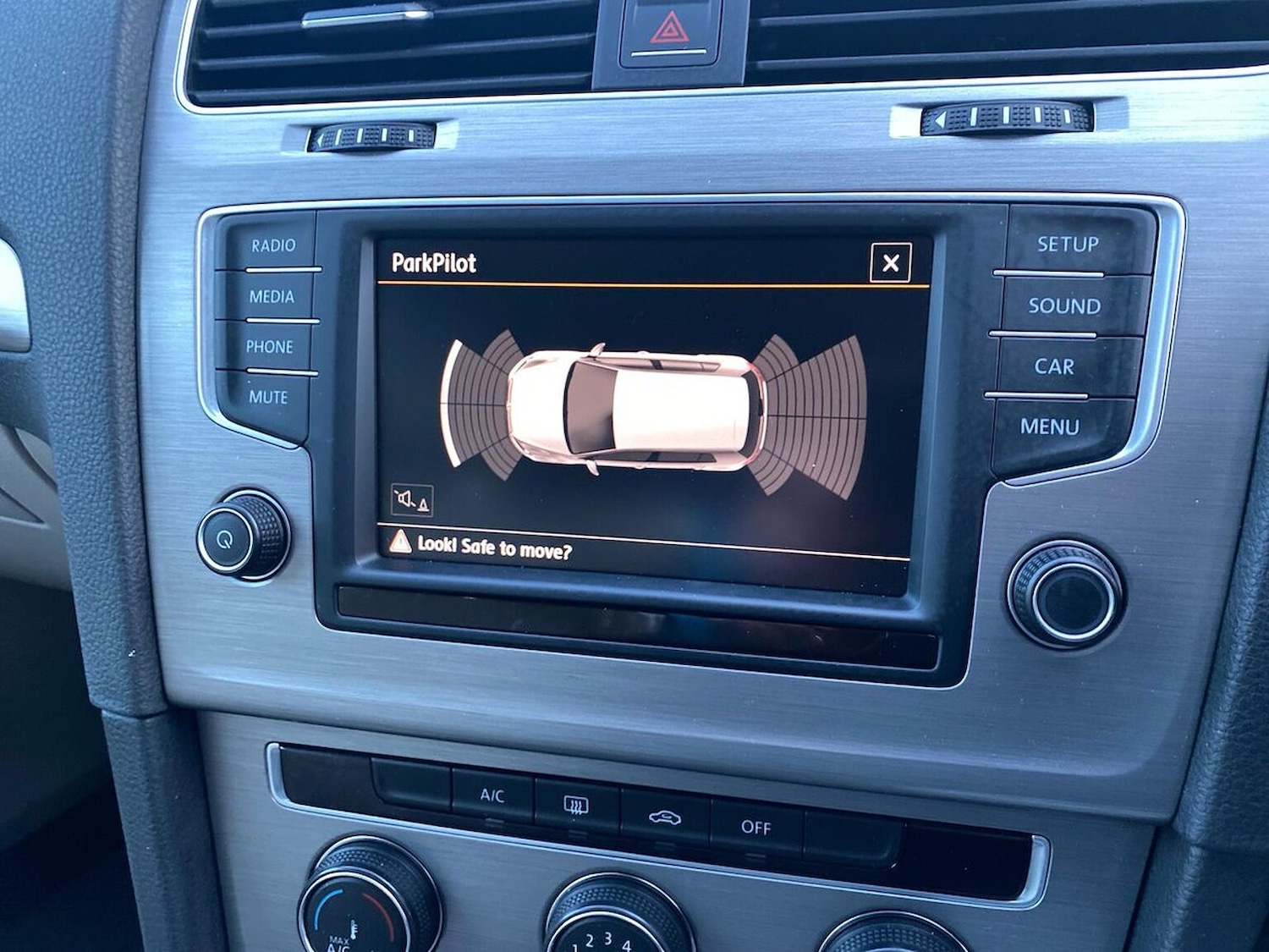 Used Volkswagen Golf 2015 for sale - 76864029: Photo 23