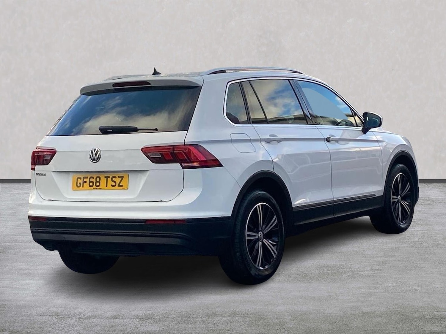 Used Volkswagen Tiguan 2018 for sale - 76785231: Photo 18