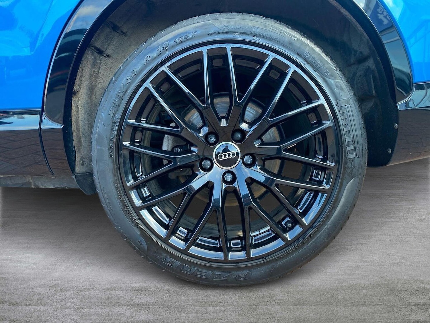 Used Audi Q3 2017 for sale - 76864021: Photo 6