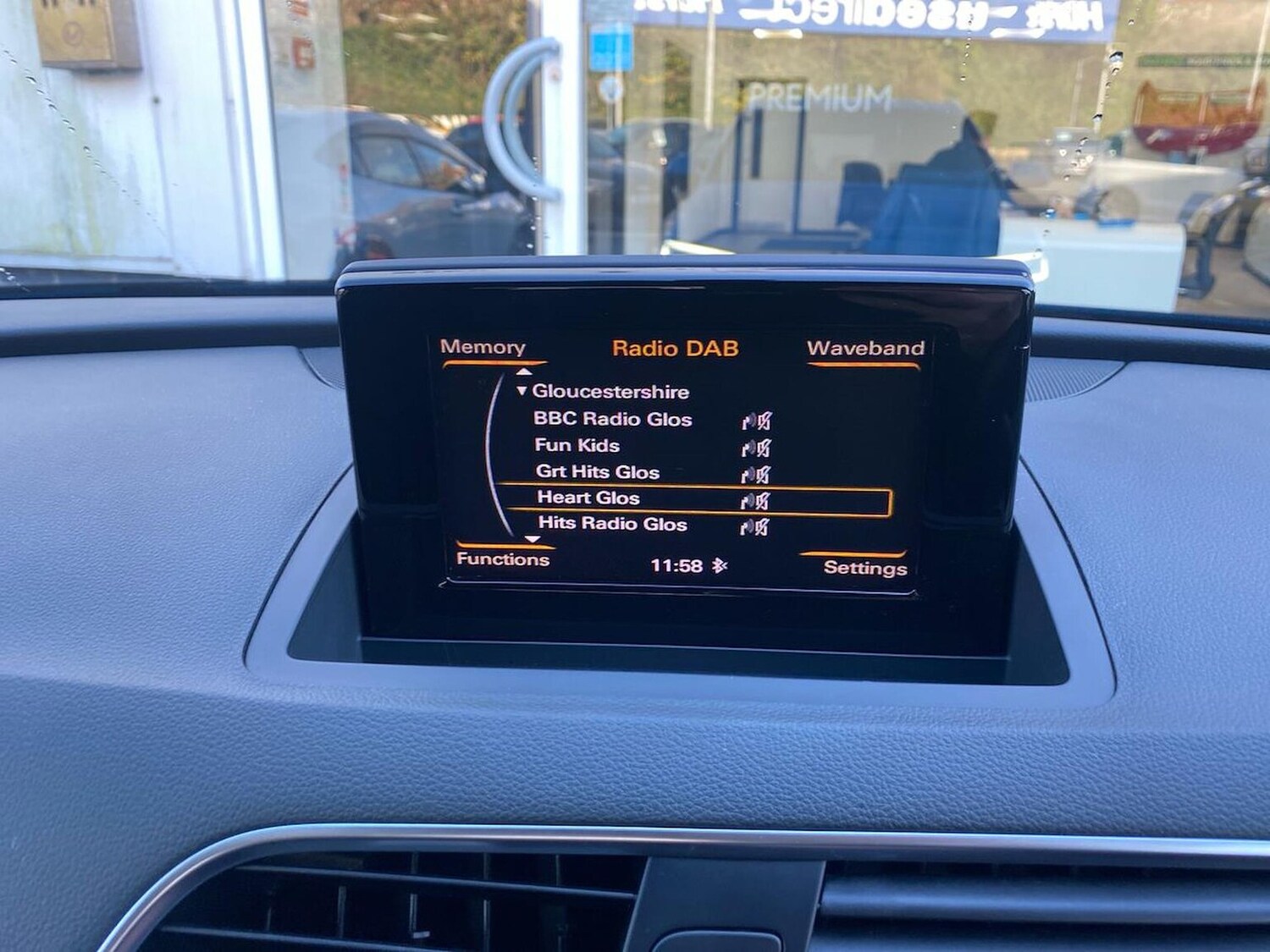 Used Audi Q3 2016 for sale - 77543822: Photo 11