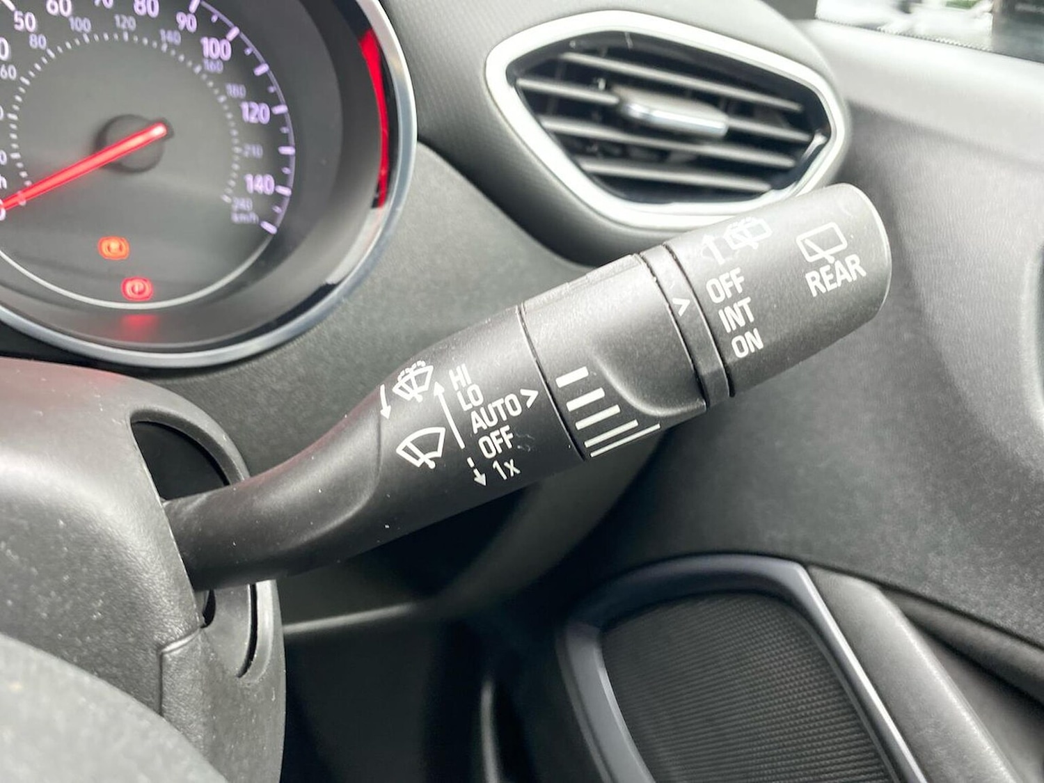 Used Vauxhall Crossland 2022 for sale - 75957144: Photo 26