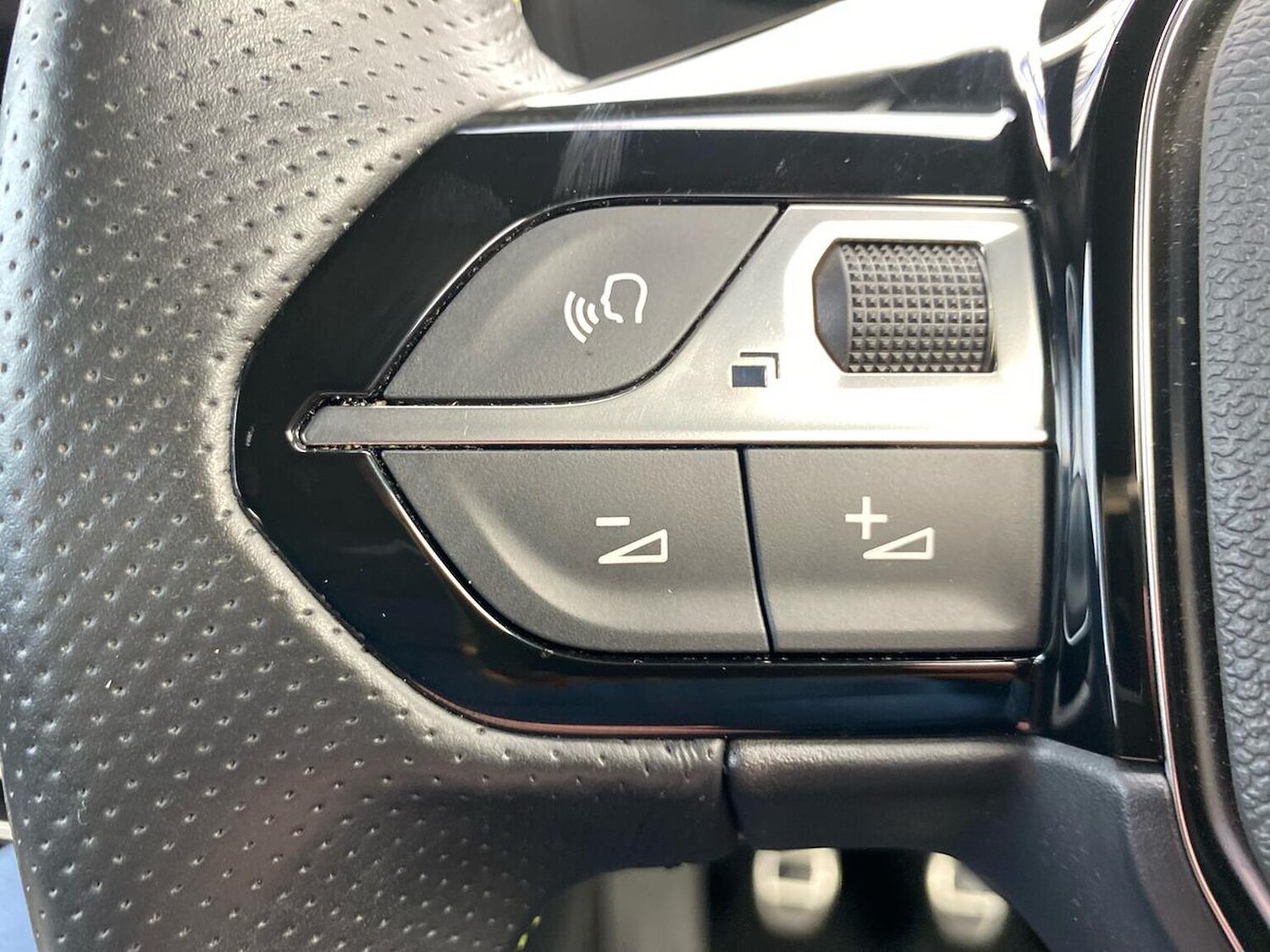 Used Peugeot 2008 2022 for sale - 76510723: Photo 25