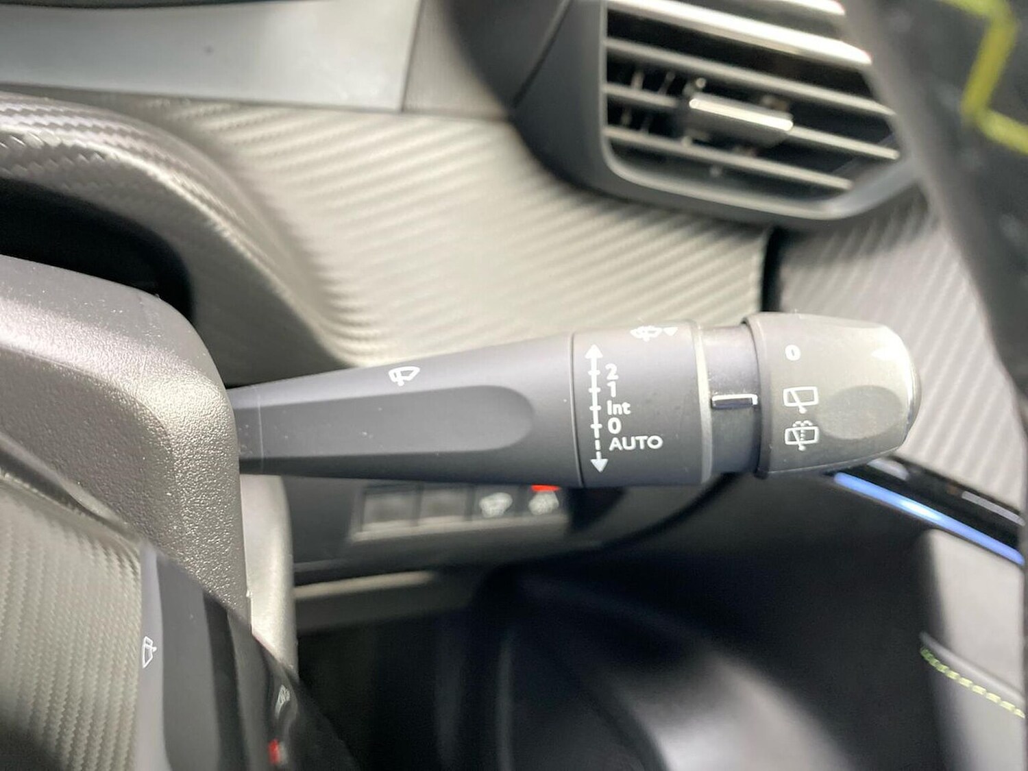 Used Peugeot 2008 2022 for sale - 76510723: Photo 26