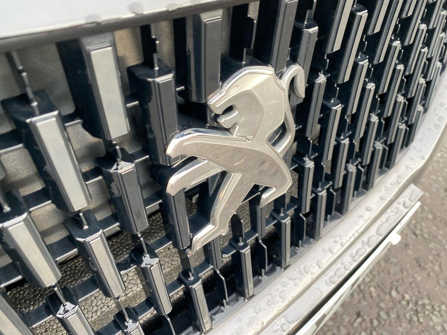 Used Peugeot 2008 2022 for sale - 76510723: Photo 28