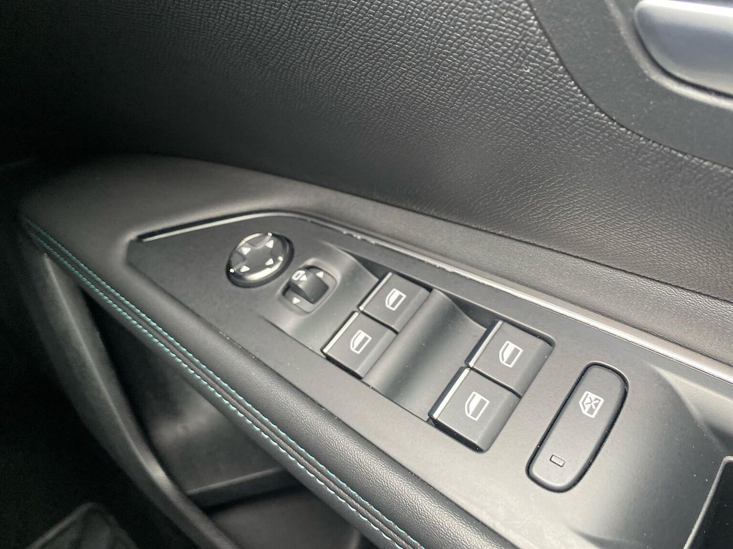 Used Peugeot 3008 2023 for sale - 78195583: Photo 23