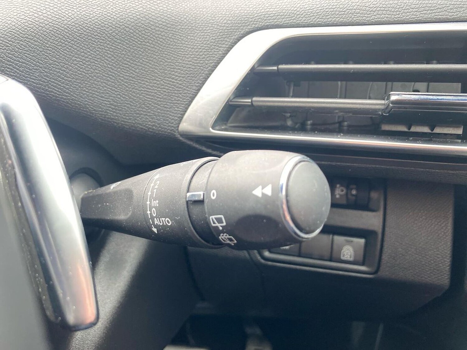 Used Peugeot 3008 2023 for sale - 78195583: Photo 28