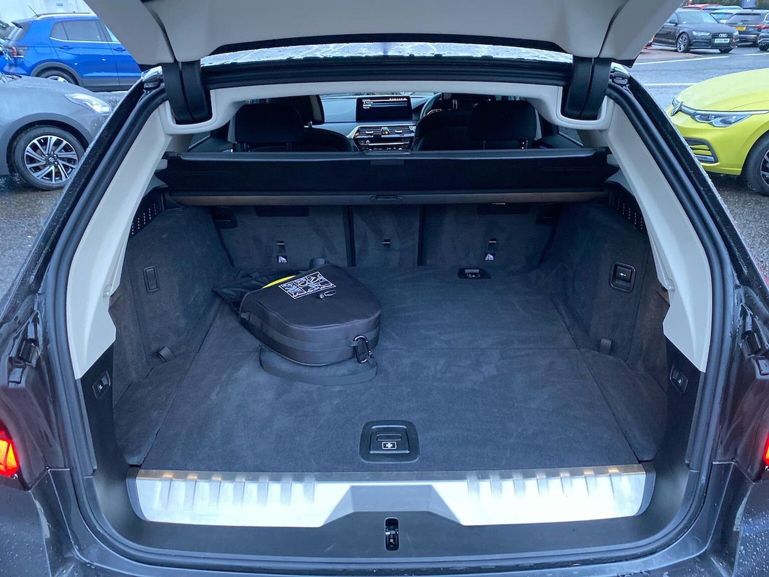 Used BMW 5 Series 2022 for sale - 77707469: Photo 17