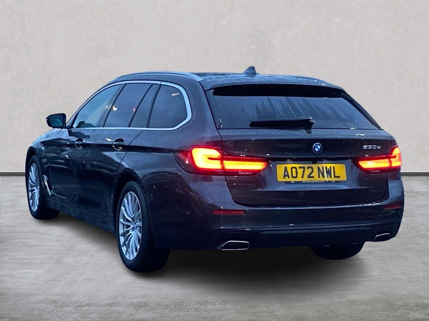 Used BMW 5 Series 2022 for sale - 77707469: Photo 2