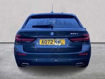 Used BMW 5 Series 2022 for sale - 77707469: Photo