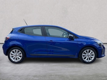 Used Renault Clio 2024 for sale - 79393008: Photo