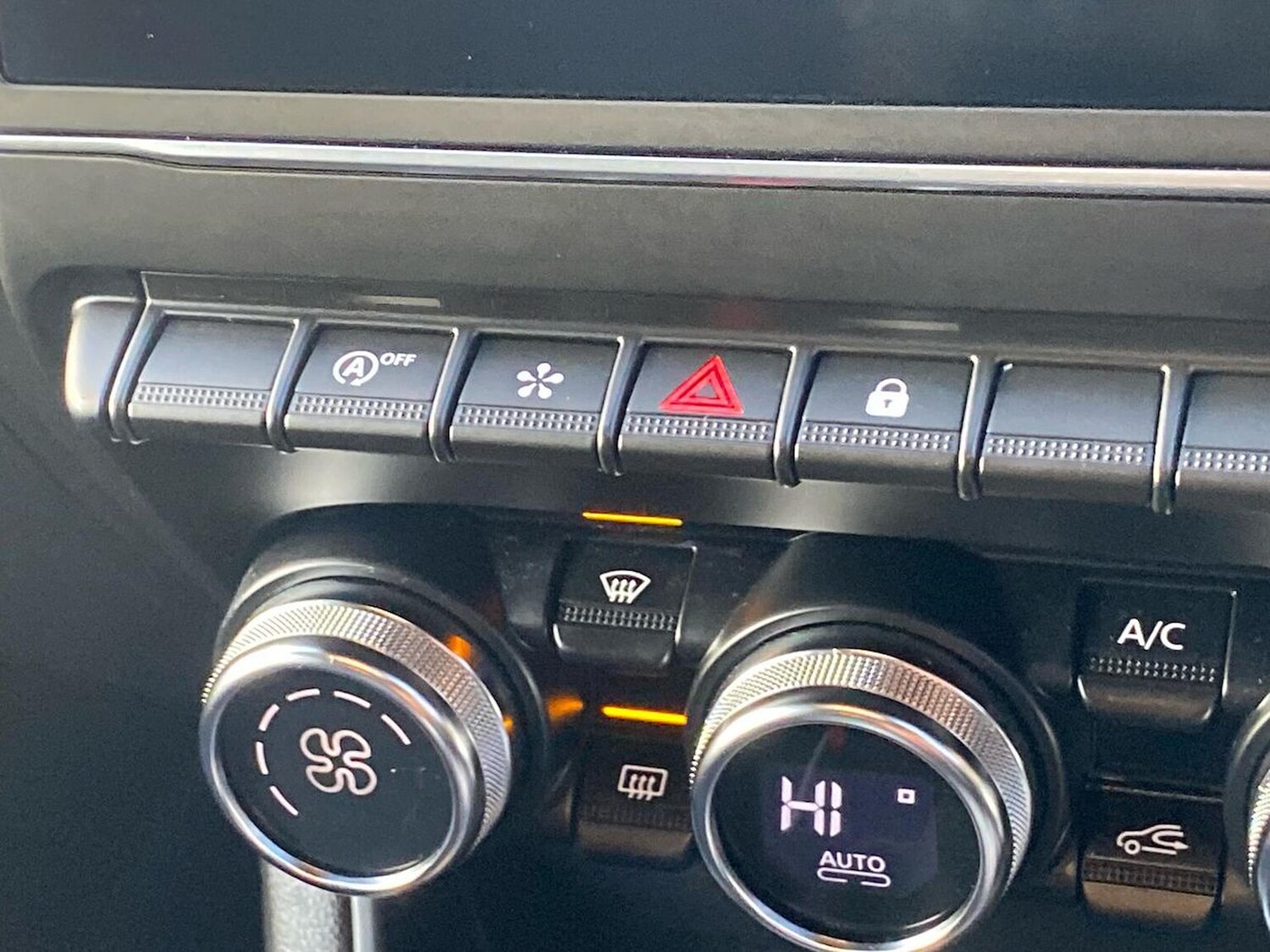 Used Renault Captur 2022 for sale - 77489251: Photo 22