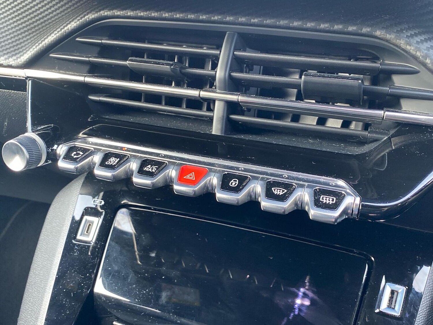 Used Peugeot 2008 2023 for sale - 78195524: Photo 14