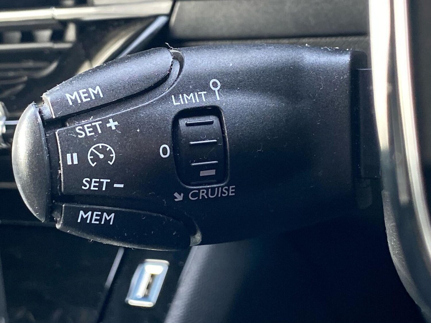 Used Peugeot 2008 2023 for sale - 78195524: Photo 29