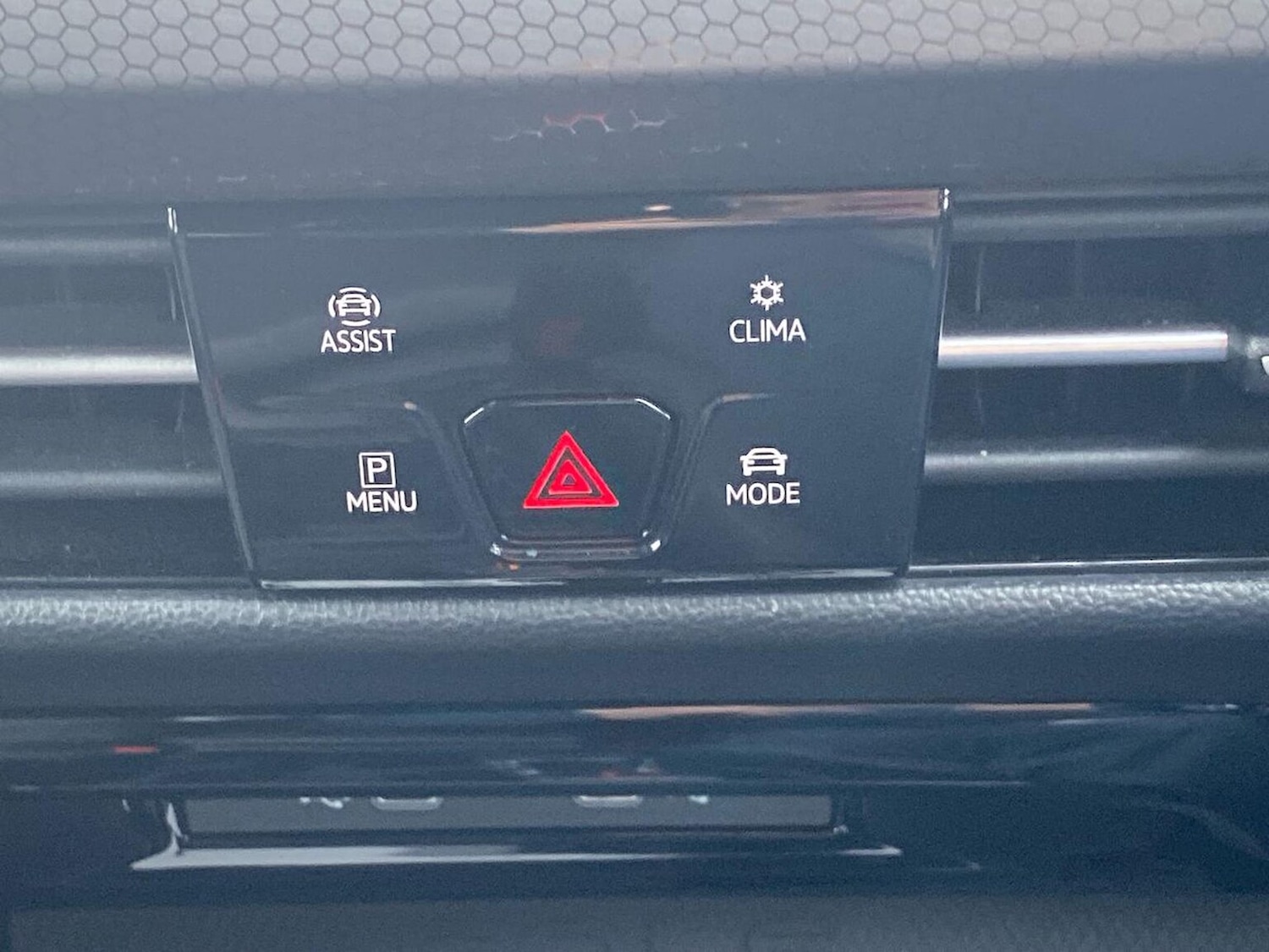 Used Volkswagen Golf 2023 for sale - 78139516: Photo 24