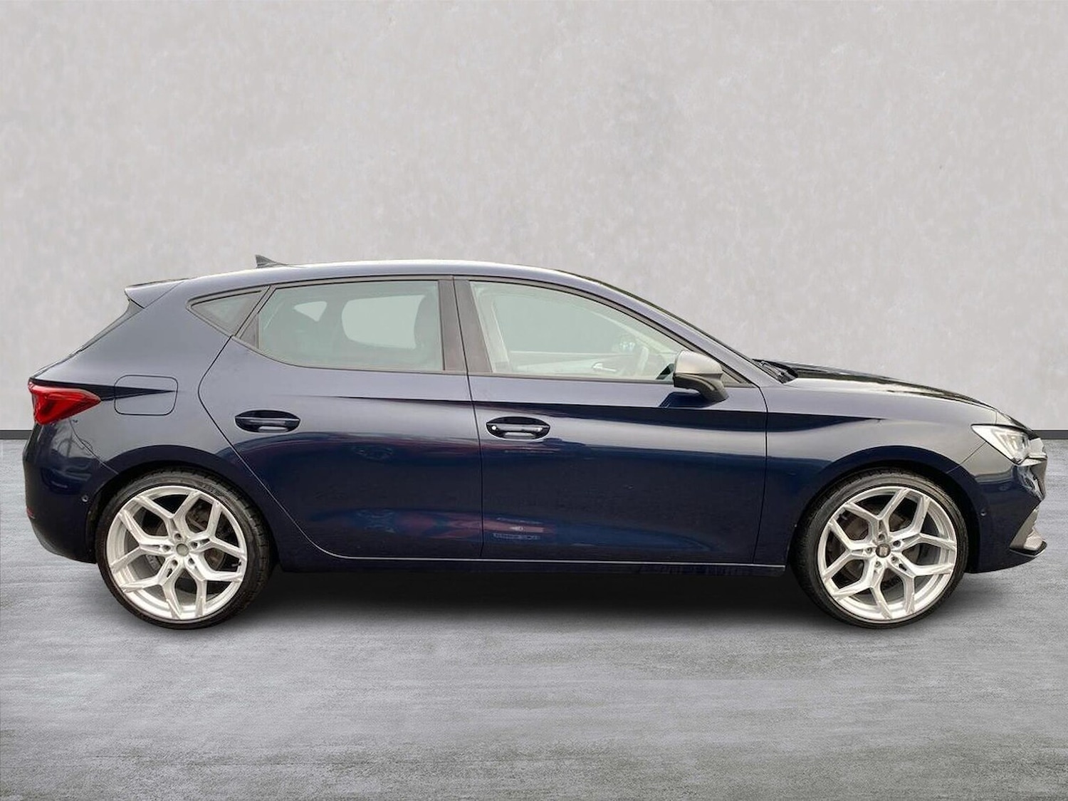 Used SEAT Leon 2021 for sale - 77489233: Photo 3