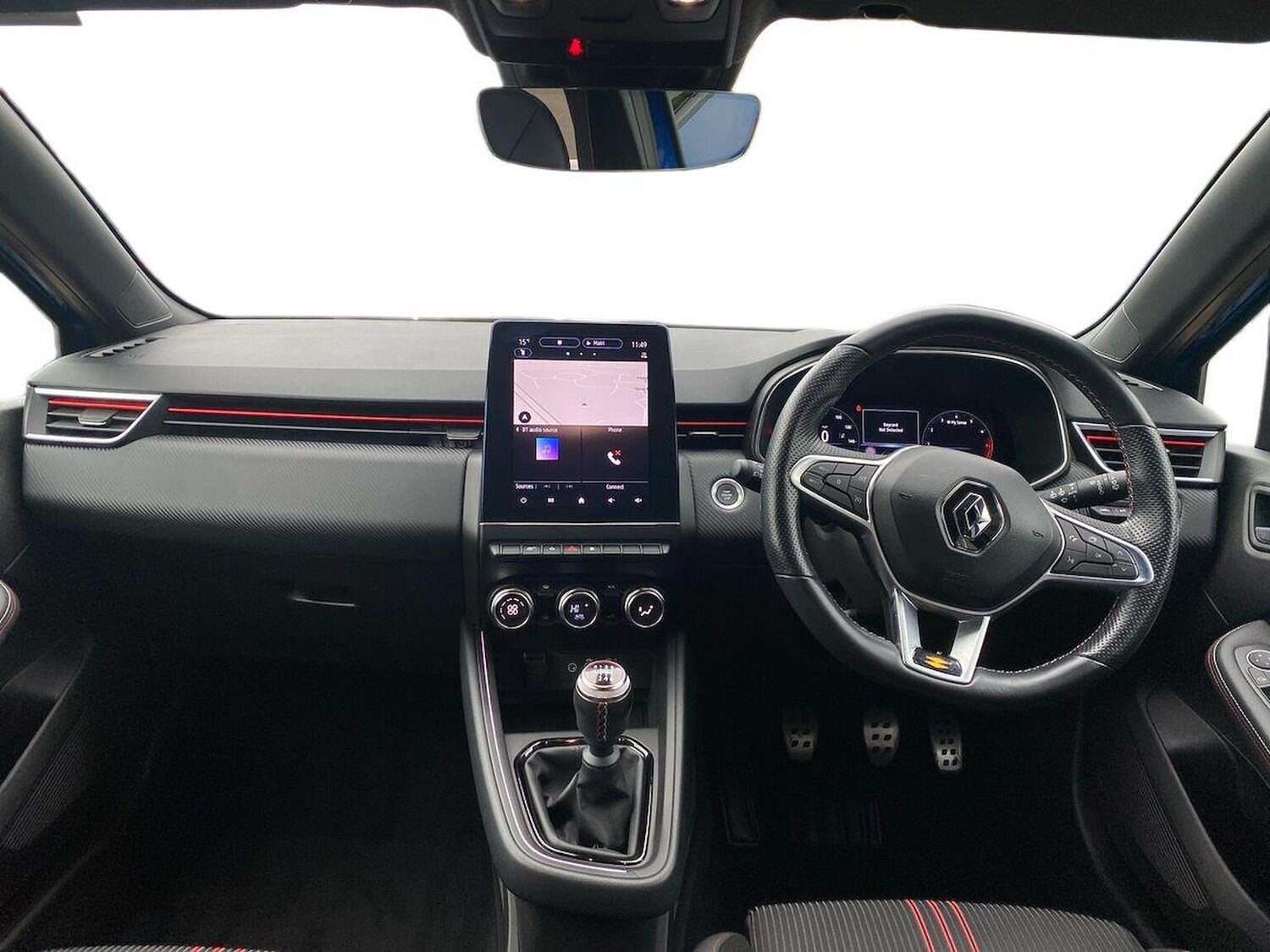 Used Renault Clio 2023 for sale - 77488975: Photo 8