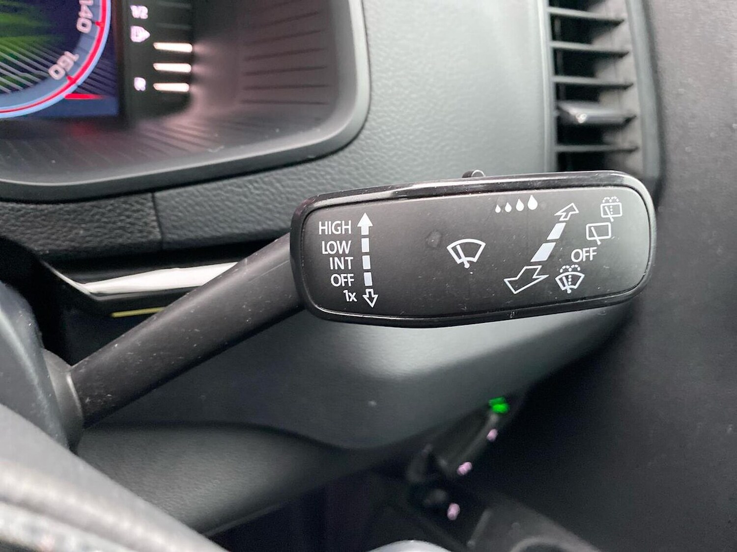 Used Skoda Karoq 2023 for sale - 75962381: Photo 28