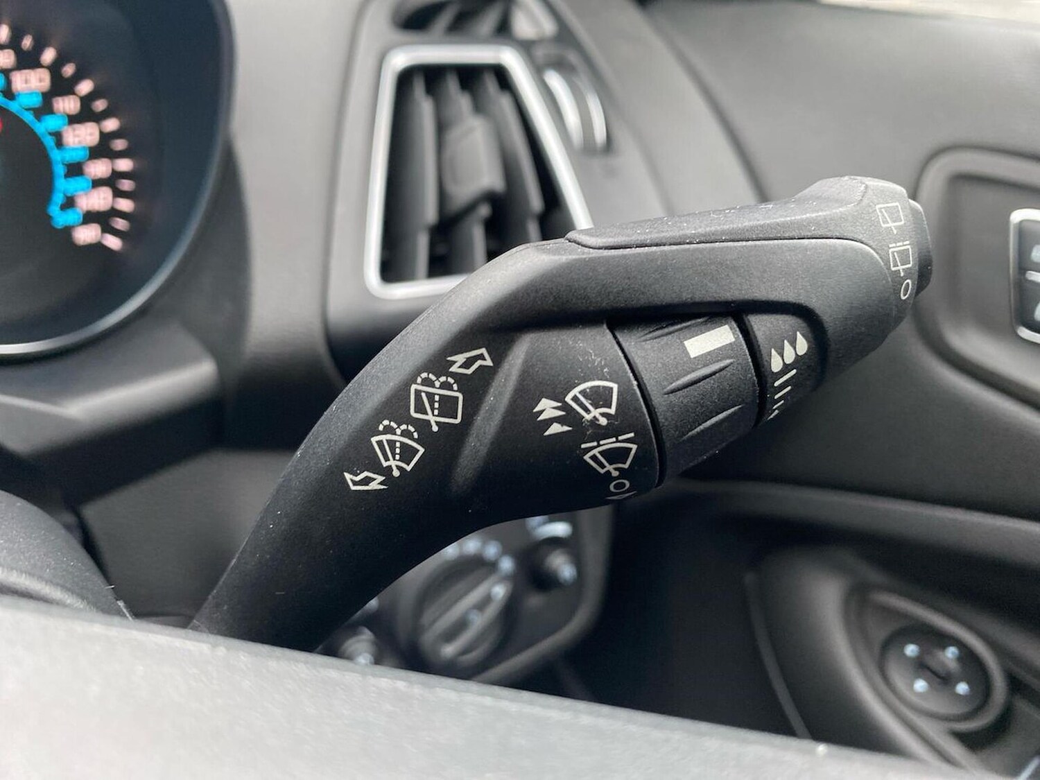 Used Ford Kuga 2016 for sale - 76577258: Photo 27