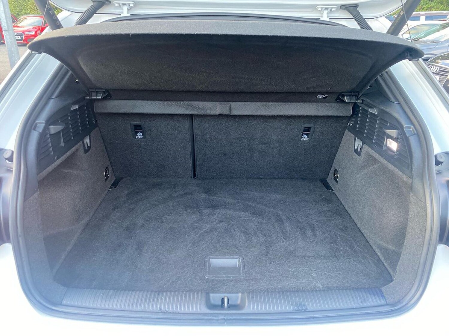 Used Audi Q2 2024 for sale - 75956956: Photo 17