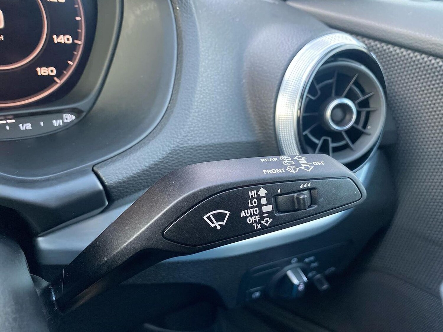 Used Audi Q2 2024 for sale - 75956956: Photo 26