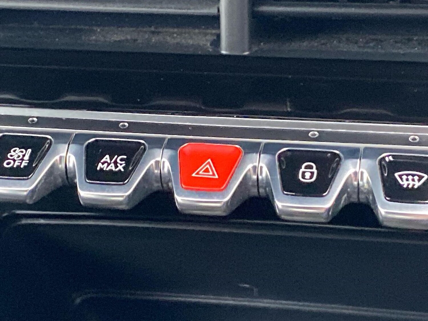 Used Peugeot 2008 2022 for sale - 77629298: Photo 22