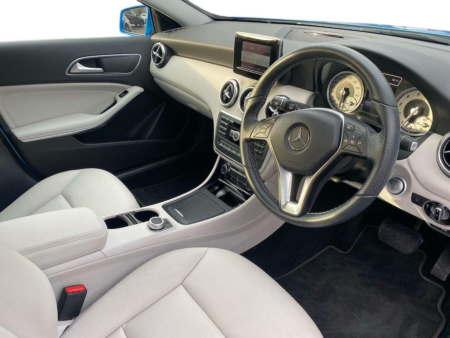 Used Mercedes-Benz A-Class 2015 for sale - 76725837: Photo 15