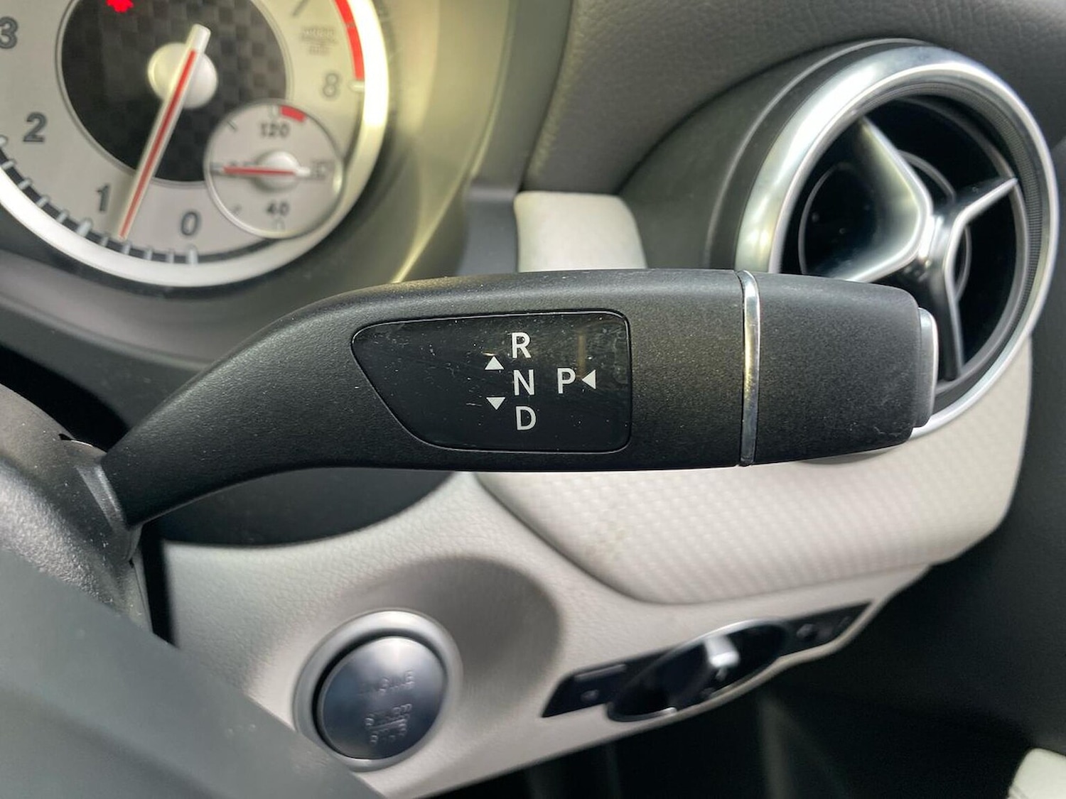 Used Mercedes-Benz A-Class 2015 for sale - 76725837: Photo 26