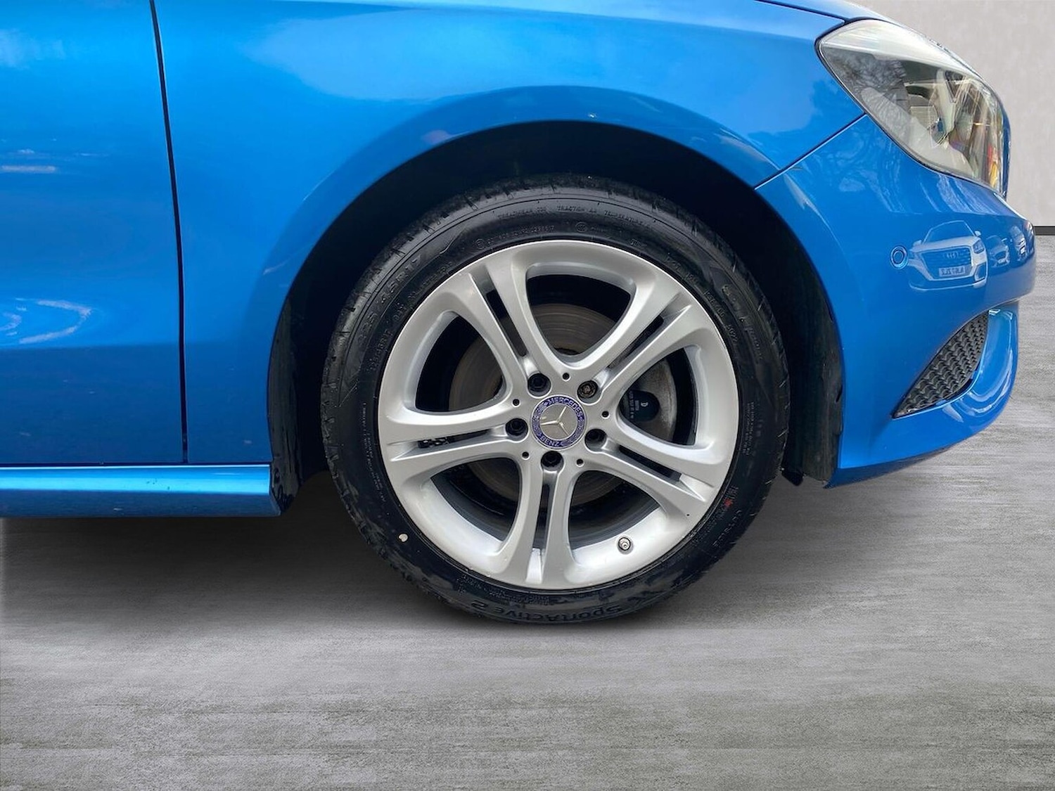 Used Mercedes-Benz A-Class 2015 for sale - 76725837: Photo 6