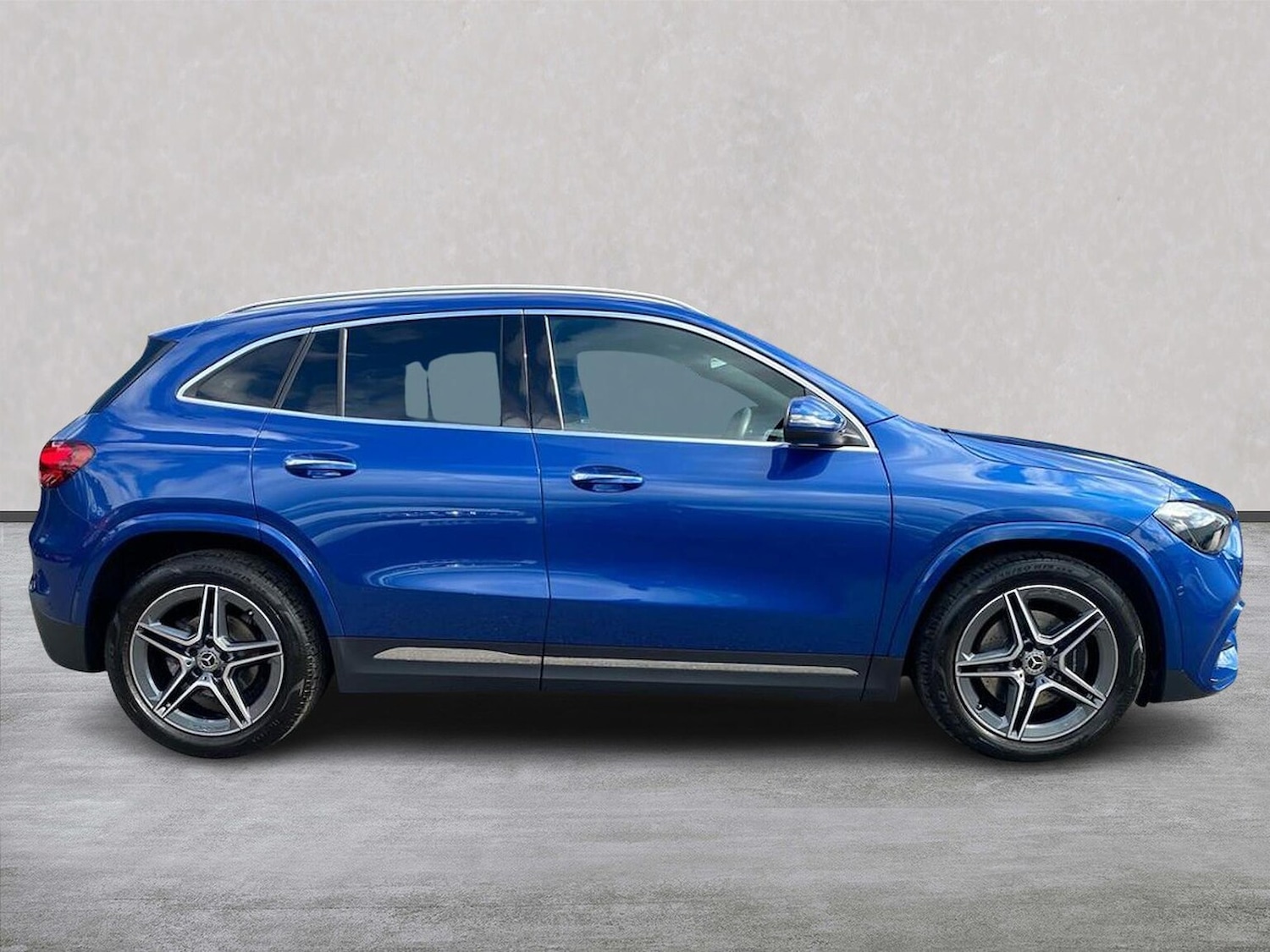 Used Mercedes-Benz GLA 2023 for sale - 76924571: Photo 3