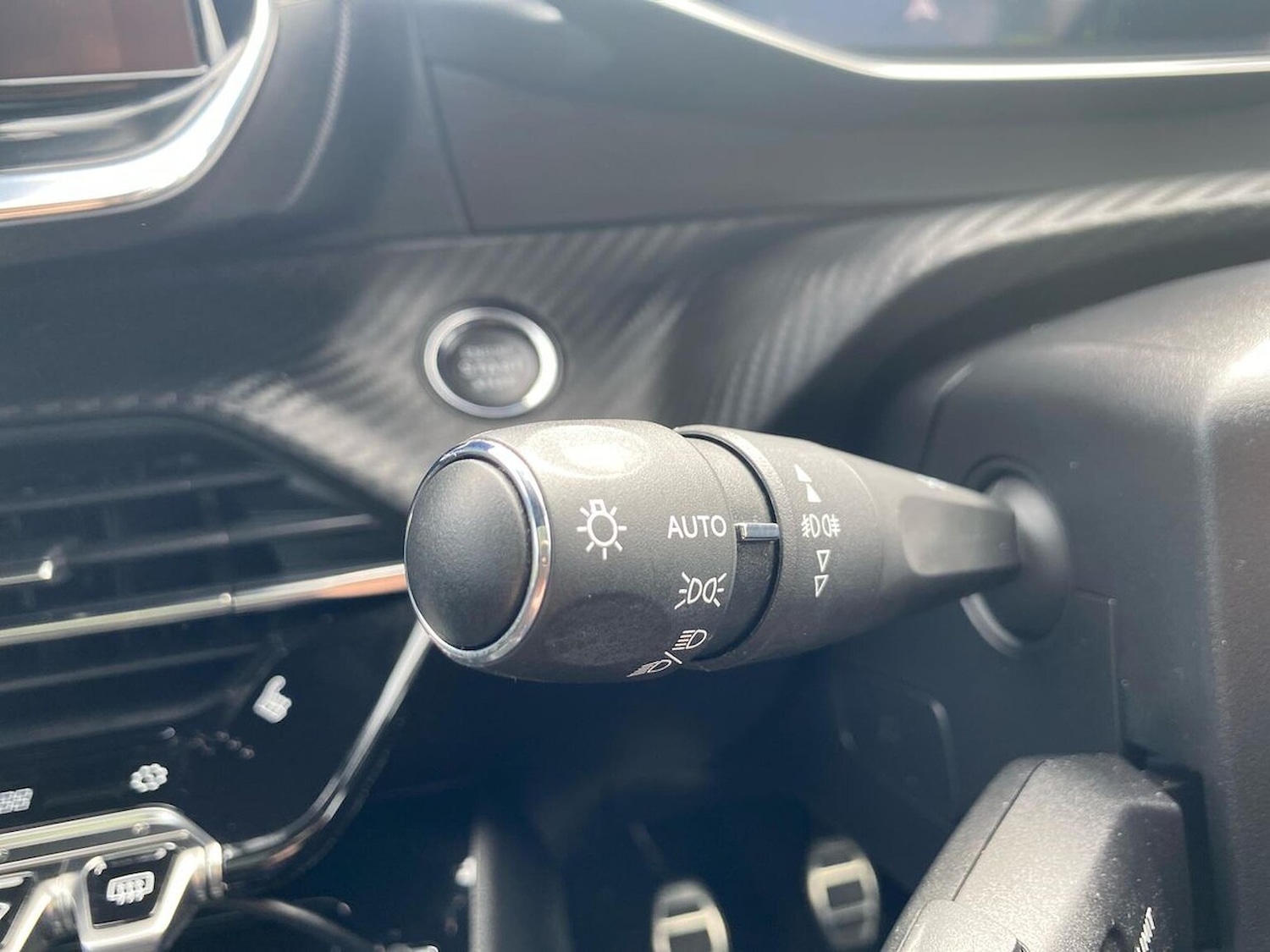 Used Peugeot 2008 2021 for sale - 78194225: Photo 29