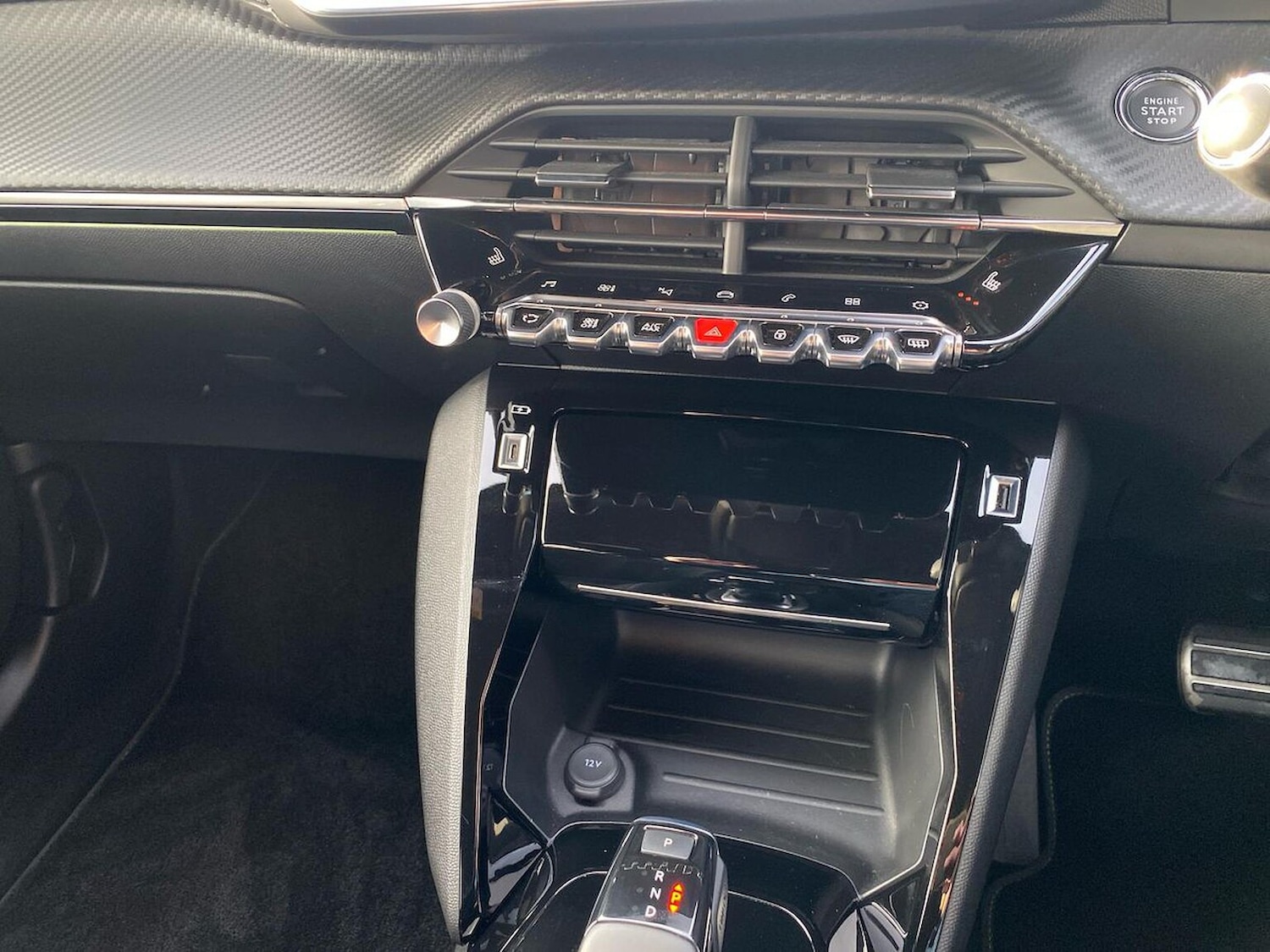 Used Peugeot 2008 2021 for sale - 76799364: Photo 12