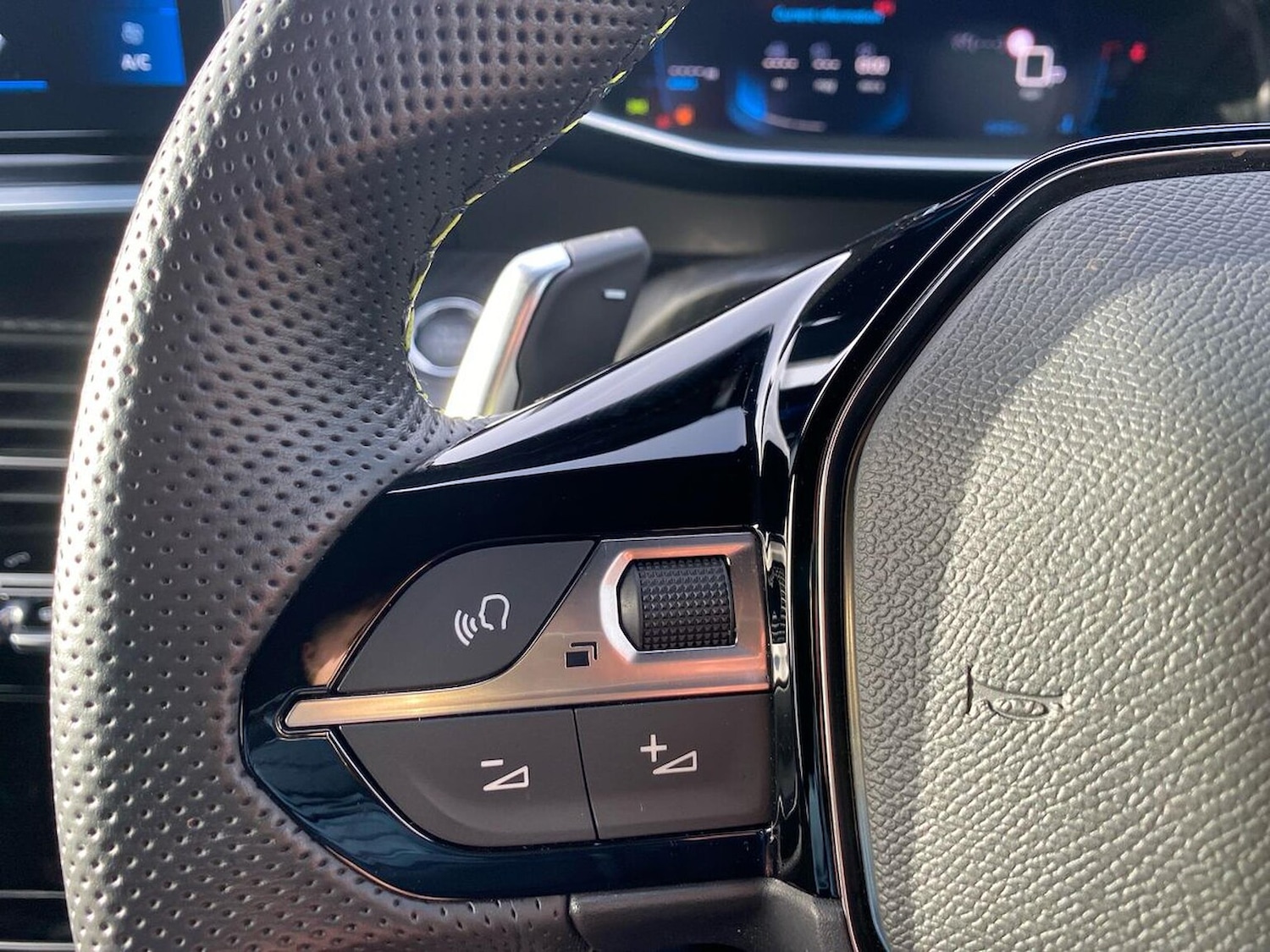 Used Peugeot 2008 2021 for sale - 76799364: Photo 26