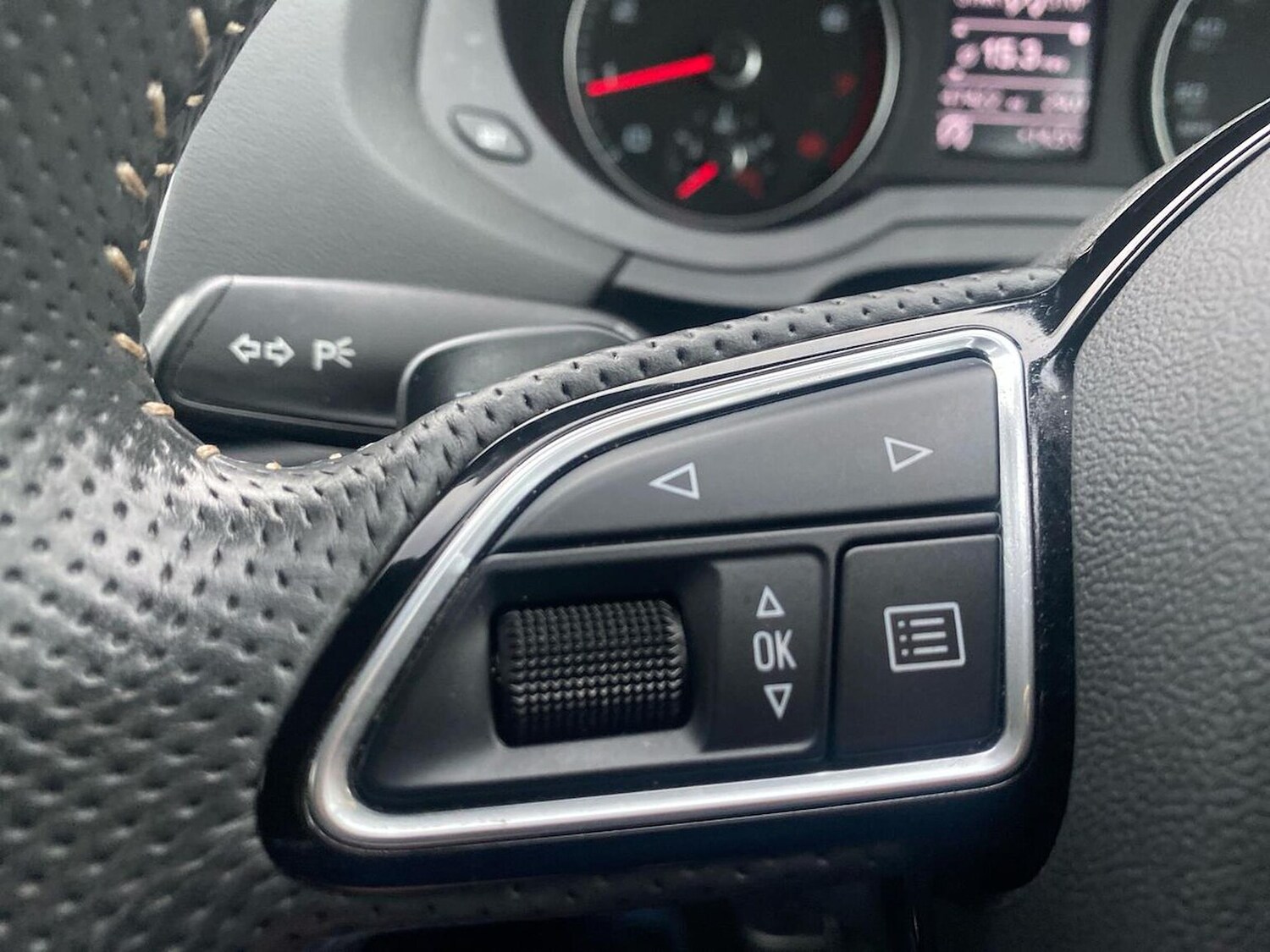 Used Audi Q3 2017 for sale - 76477251: Photo 25