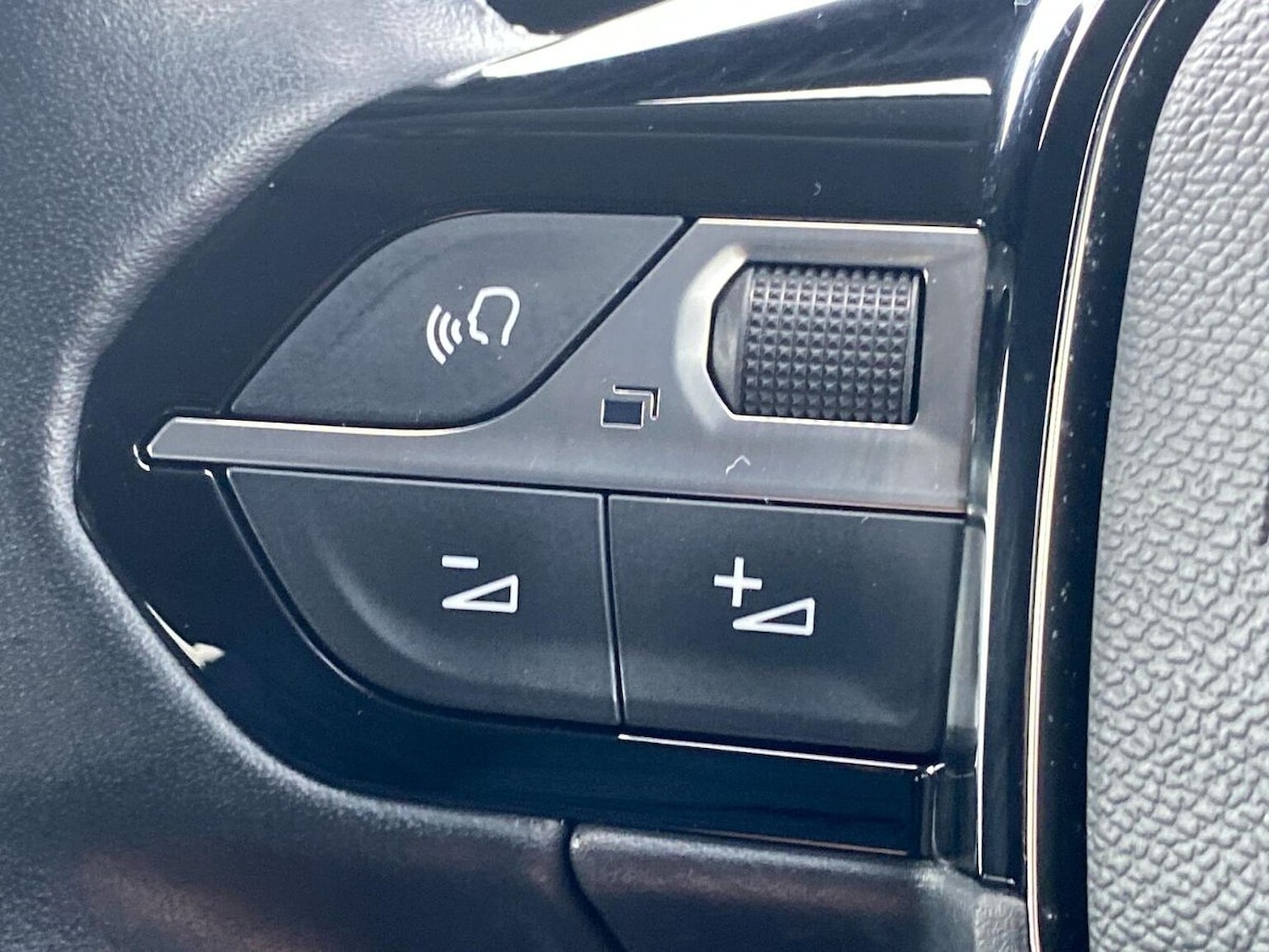 Used Peugeot 208 2022 for sale - 77629341: Photo 25