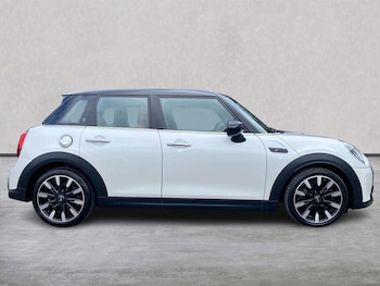 Used MINI Hatch 2023 for sale - 79507631: Photo