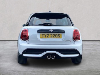 Used MINI Hatch 2023 for sale - 79507631: Photo