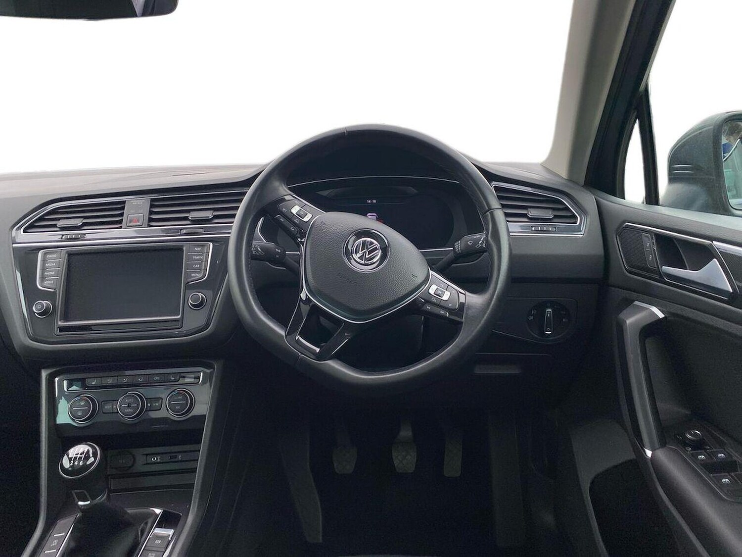 Used Volkswagen Tiguan 2016 for sale - 78195616: Photo 11