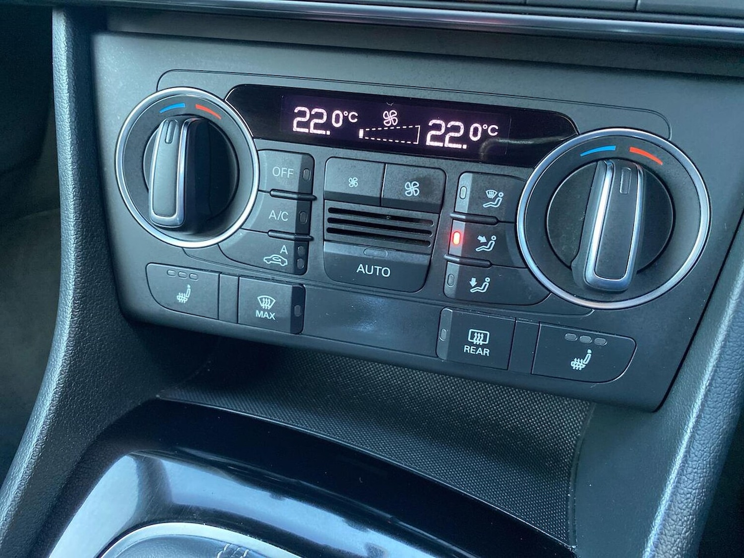 Used Audi Q3 2017 for sale - 76057905: Photo 12