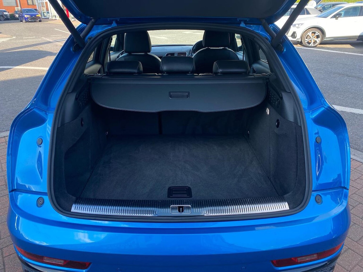 Used Audi Q3 2017 for sale - 76057905: Photo 17